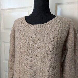 Garnet Hill Size M Sweater 100% Extra Fine Merino Wool Oatmeal Mixed Stitch